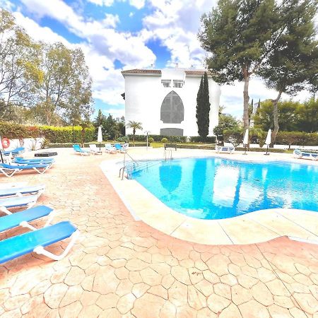 Apartment Albatros In Puerto Banus 150 Meters From The Beach 마르베야 외부 사진
